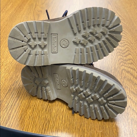 Timberland Brown suede boots - Picture 3 of 3